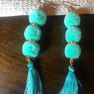🆕 Pom-Pom Earrings with tassels